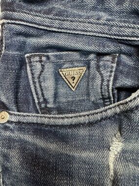 GUESS Women's size 31 Blue Straight Leg Jeans with Logo Patch